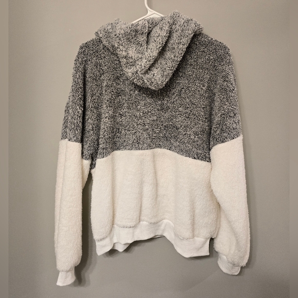 Super Soft Shein pull over hoodie | SZ Medium - Picture 2 of 7